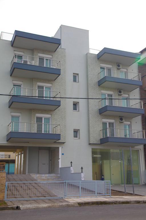 Apartments Holiday Peraía Екстериор снимка