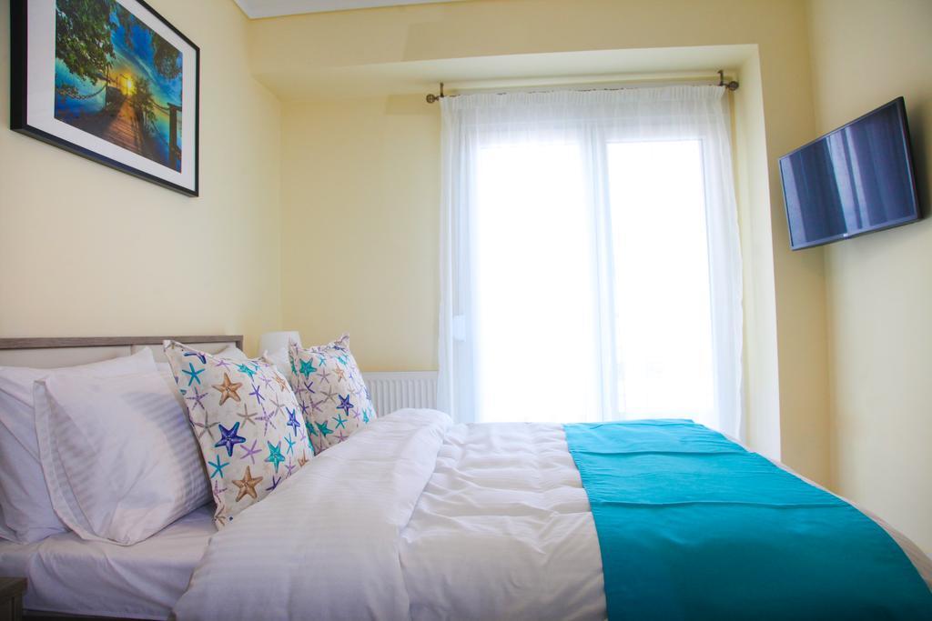 Apartments Holiday Peraía Екстериор снимка