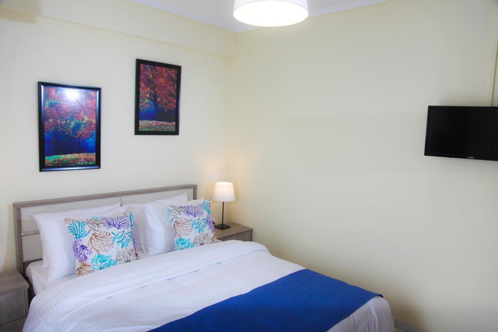 Apartments Holiday Peraía Екстериор снимка