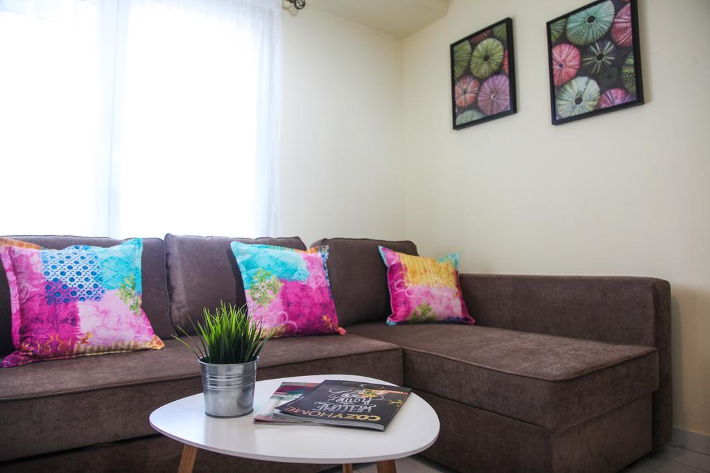 Apartments Holiday Peraía Екстериор снимка