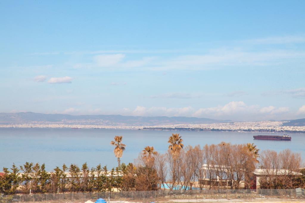 Apartments Holiday Peraía Екстериор снимка